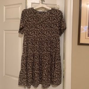 Short sleeve dress